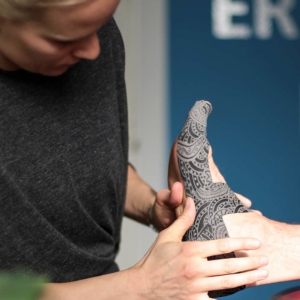 HAND-ARBIT-TAPING